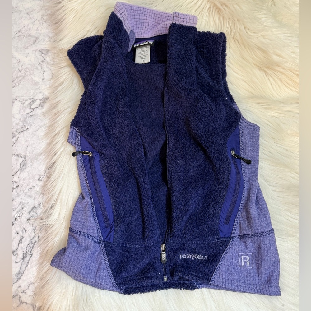 Patagonia Women's R2 Regulator Polartec Purple Fleece Vest Small